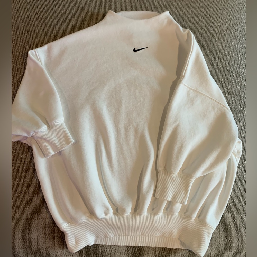 Nike mock neck oversized sweatshirt - Picture 2 of 7
